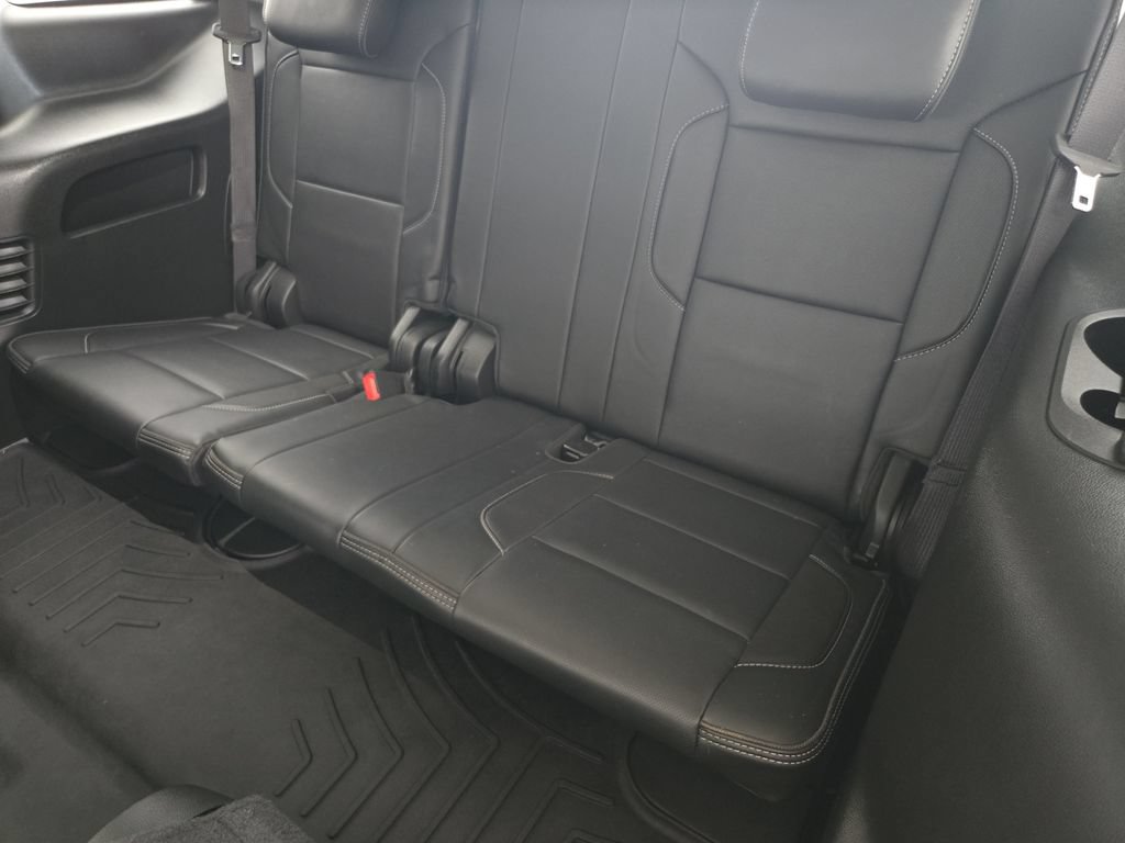 Used 2020 GMC Yukon Denali w/ Denali Ultimate Package AWD/4WD image 35