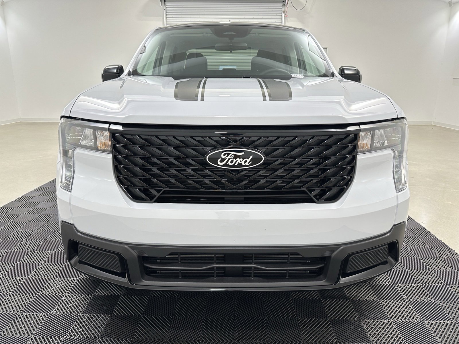 New 2025 Ford Maverick XLT w/ XLT Luxury Package image 2