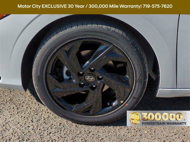 New 2026 Hyundai Elantra SEL Sport Premium FWD image 2