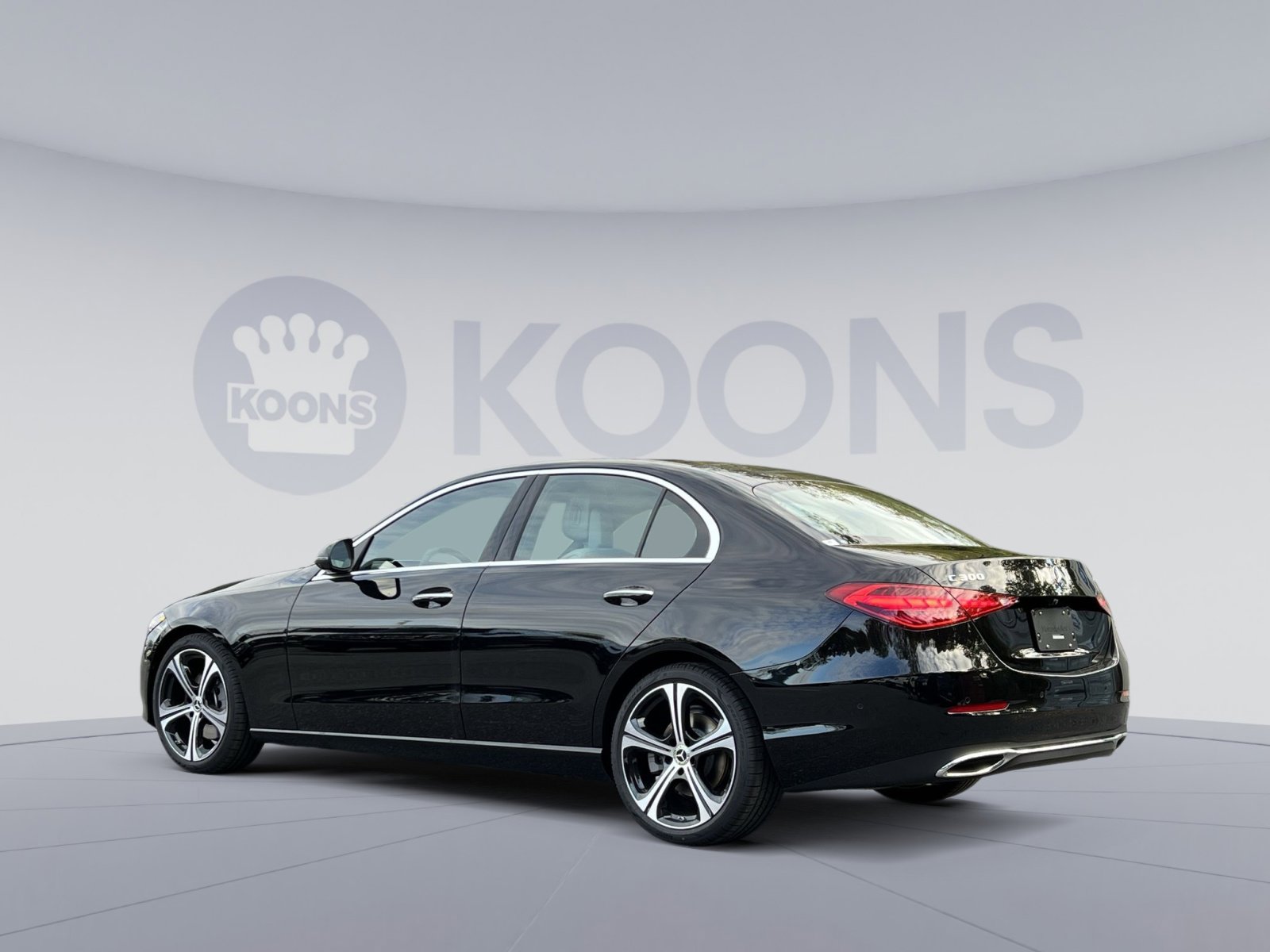 Used 2026 Mercedes-Benz C 300 4MATIC Sedan image 4