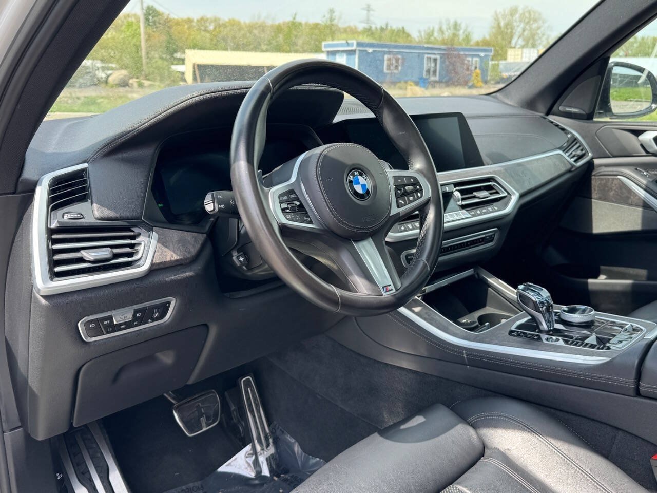 Used 2021 BMW X5 xDrive45e w/ M Sport Package AWD/4WD image 11