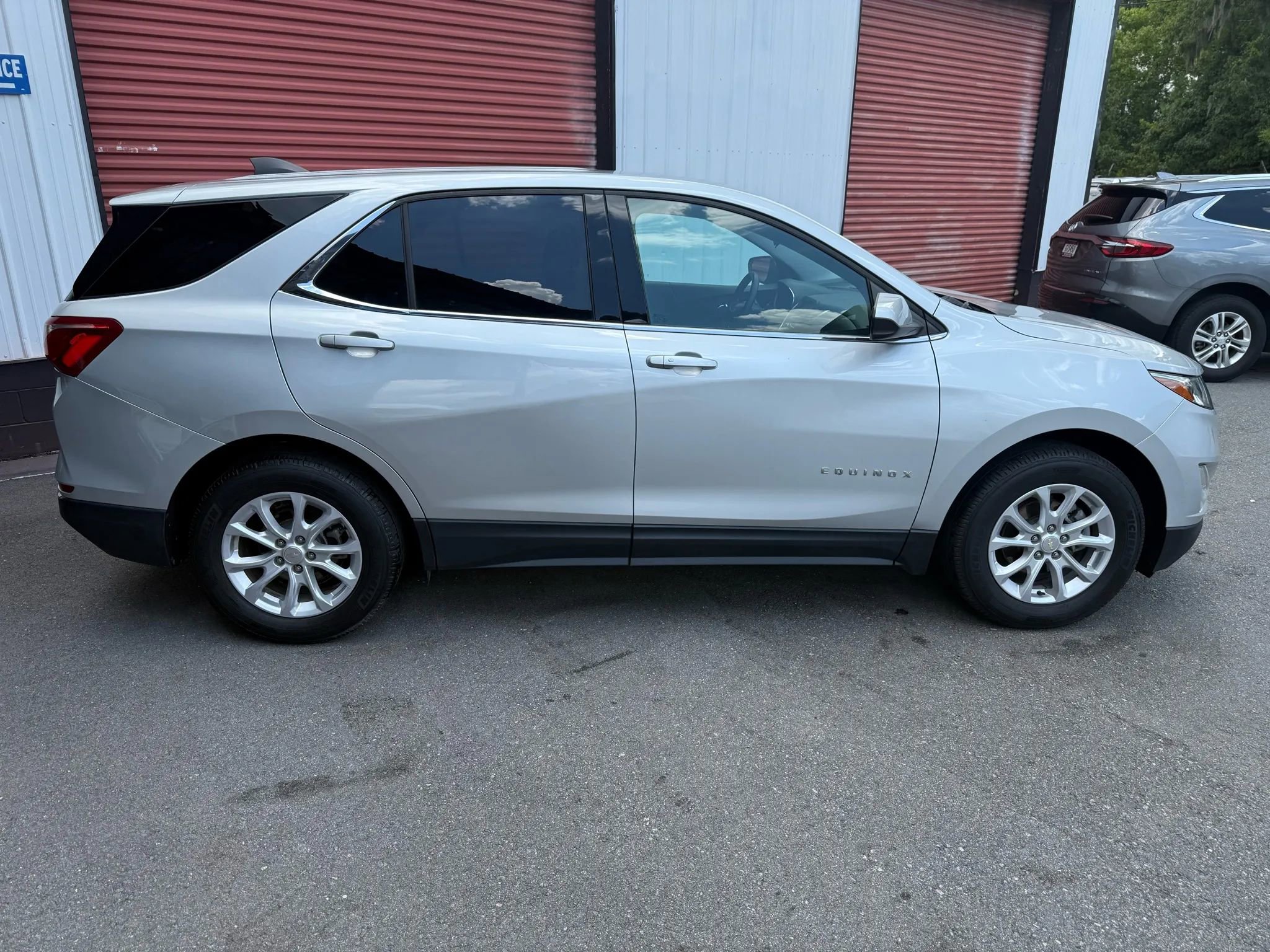Used 2020 Chevrolet Equinox LT image 12