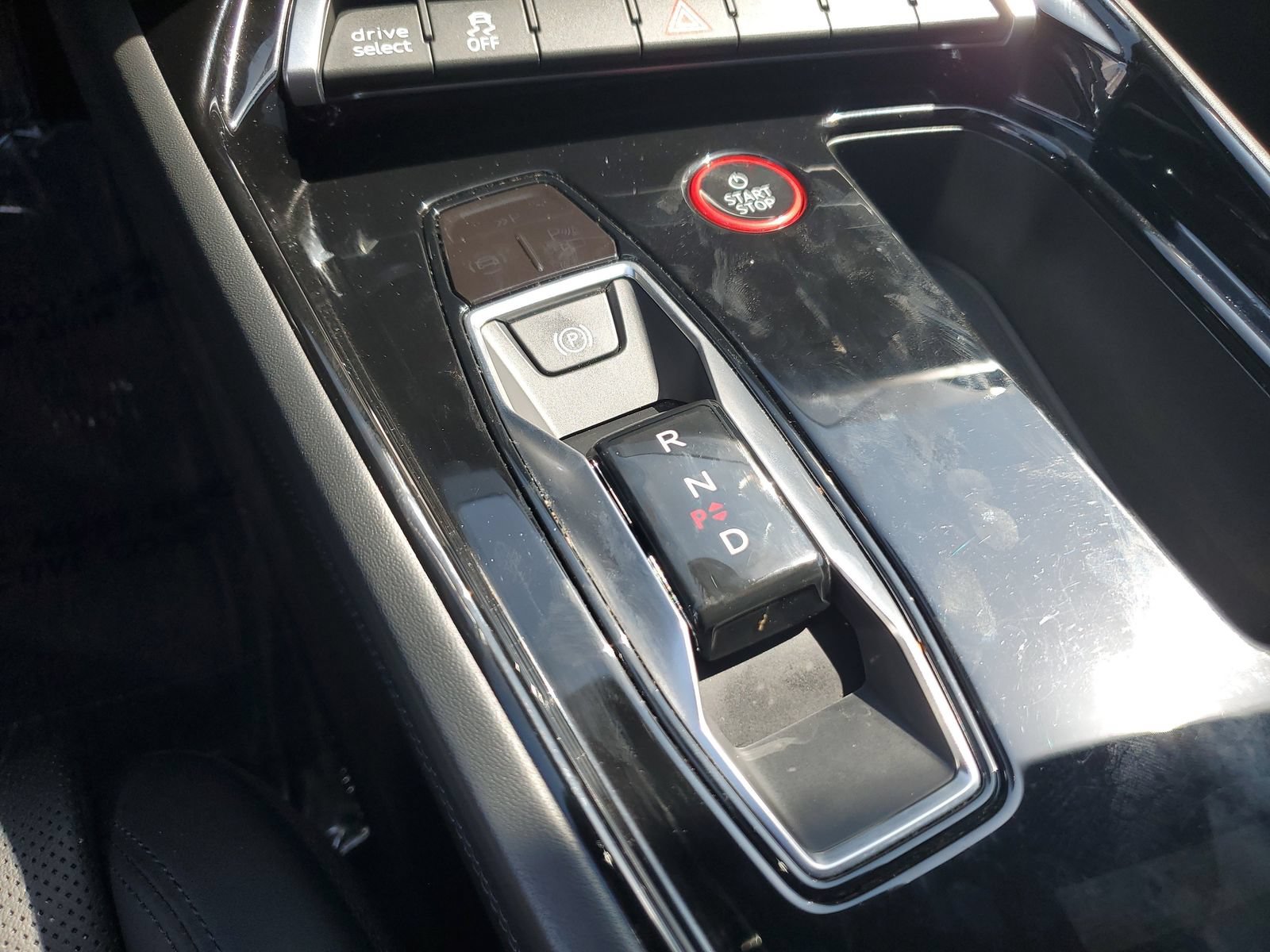 Used 2024 Audi e-tron GT Premium Plus AWD/4WD image 26