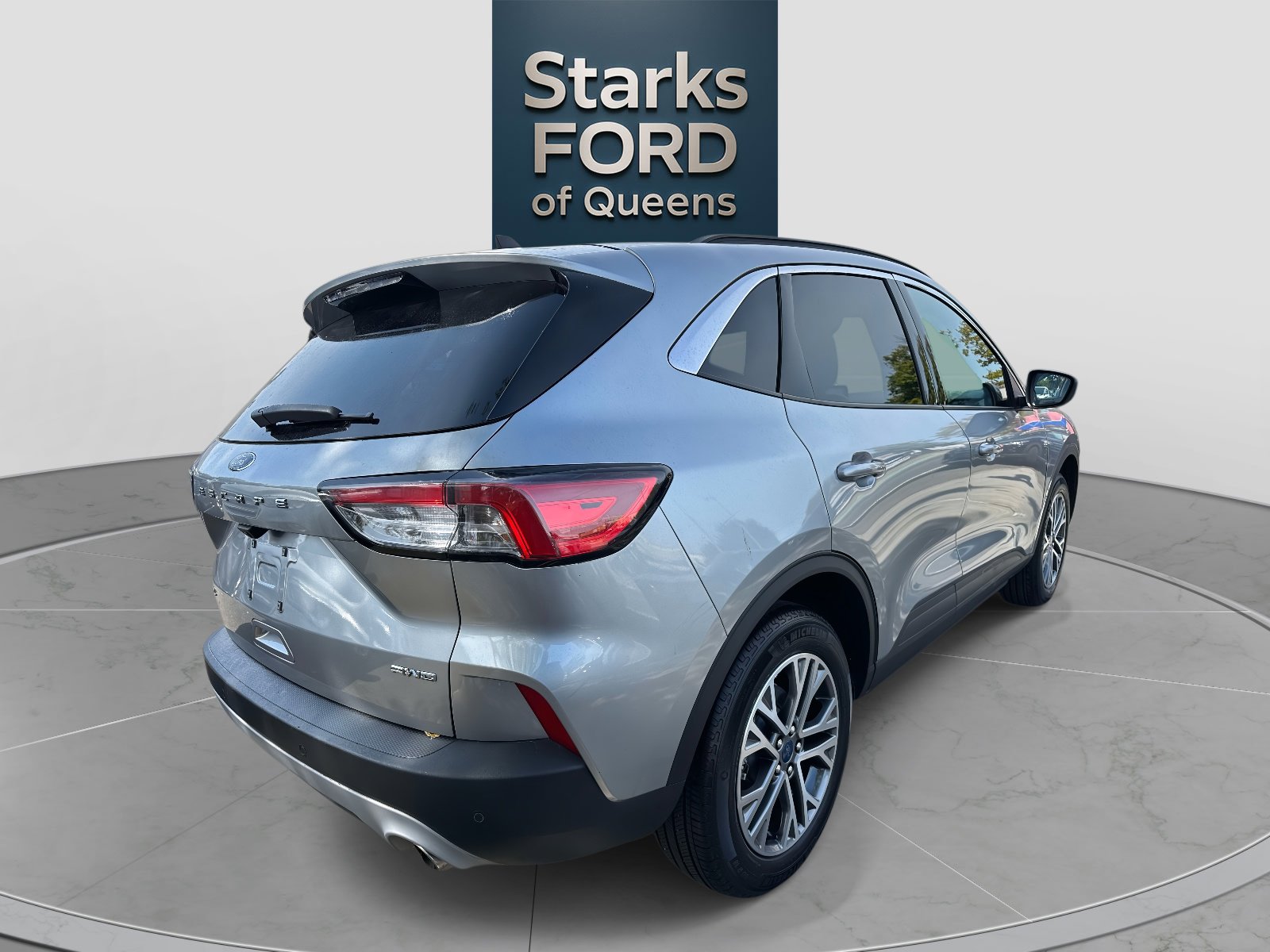 Certified 2022 Ford Escape SEL image 2