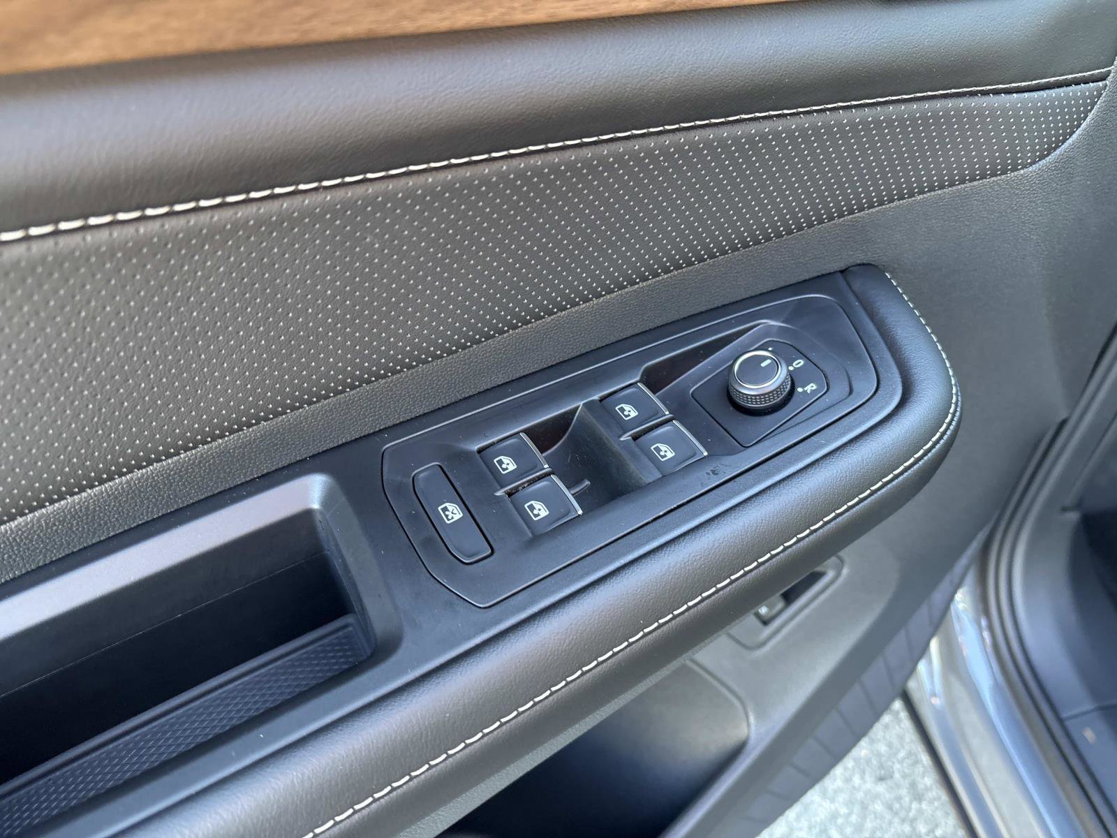 New 2026 Volkswagen Atlas SE image 15