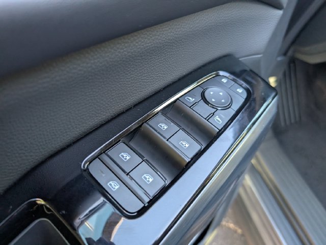 New 2026 Nissan Pathfinder SL w/ SL Premium Package AWD/4WD image 14