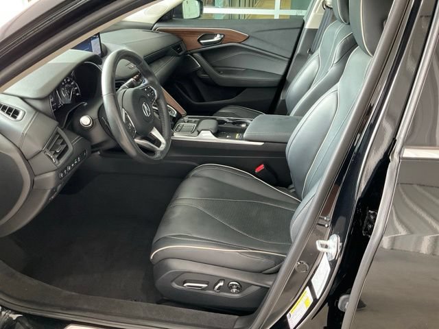 Used 2023 Acura TLX w/ Advance Package AWD/4WD image 4