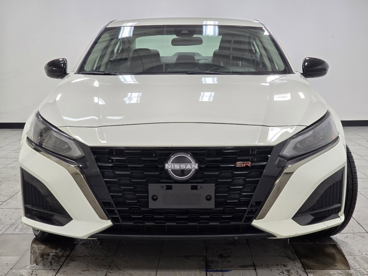 Used 2024 Nissan Altima 2.5 SR image 9