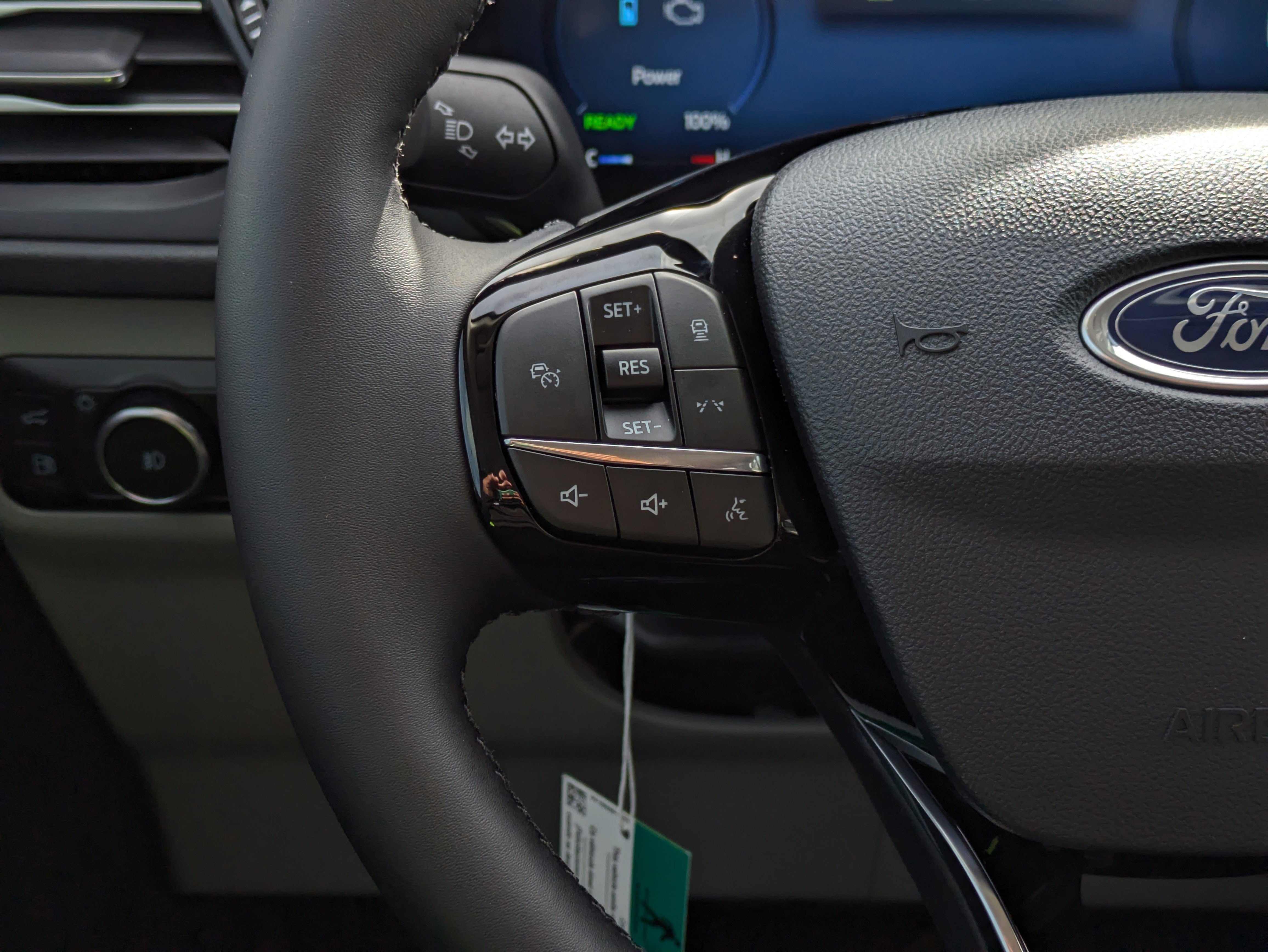 New 2026 Ford Escape SE w/ PHEV Premium Package image 26