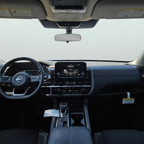 Certified 2025 Nissan Pathfinder SV image 11