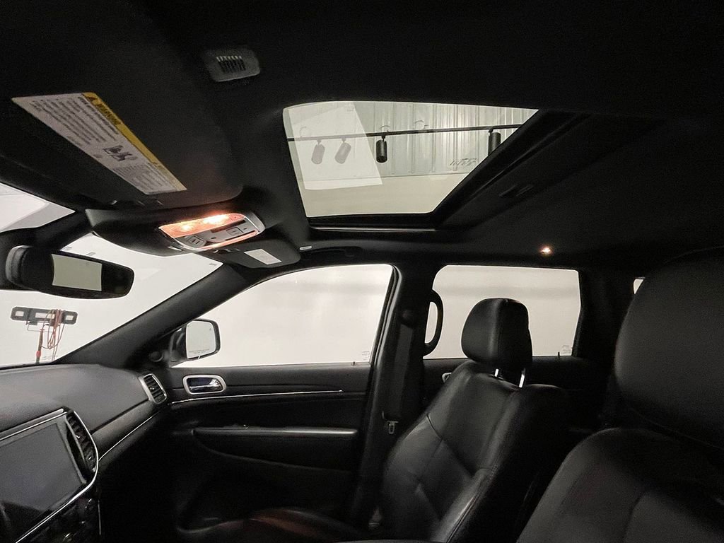 Used 2021 Jeep Grand Cherokee Limited image 20