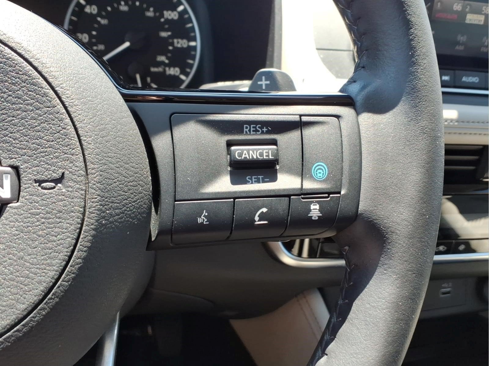 Certified 2023 Nissan Rogue SL AWD/4WD image 18
