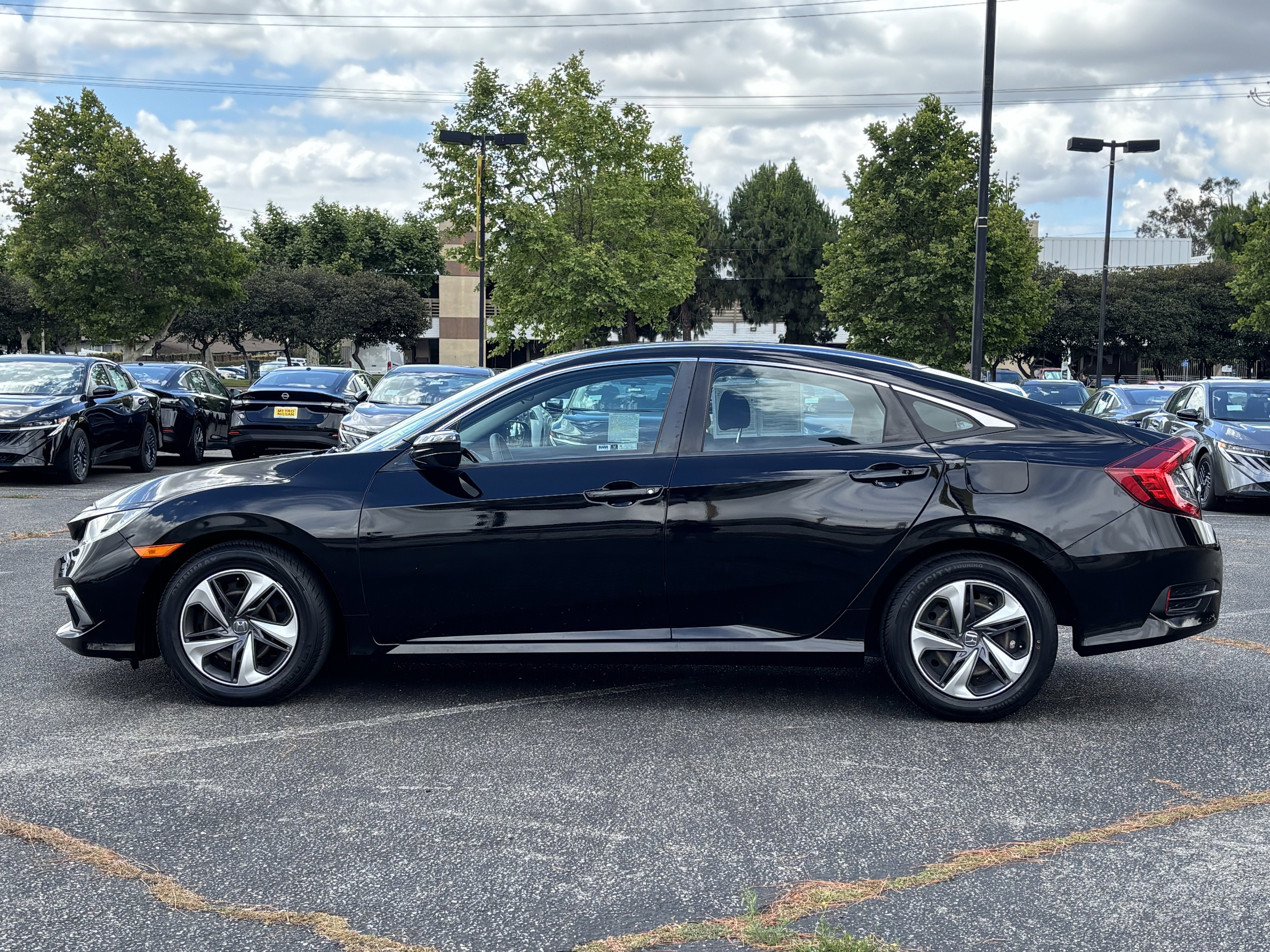 Used 2019 Honda Civic LX image 6