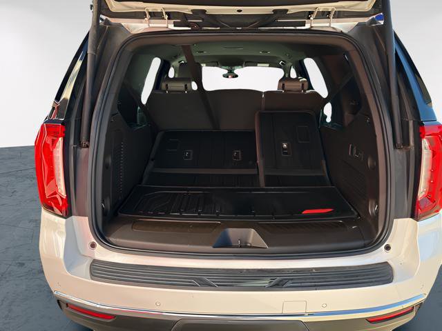 Used 2021 GMC Yukon SLT w/ SLT Luxury Package image 8