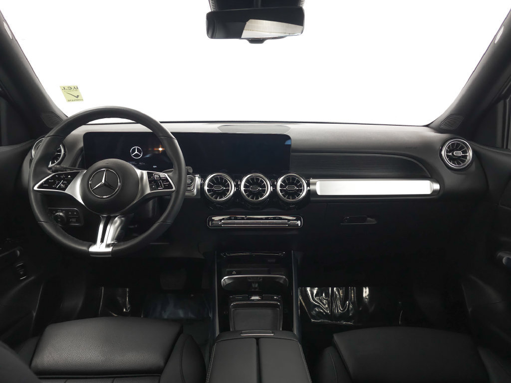 Certified 2026 Mercedes-Benz GLB 250 4MATIC image 24
