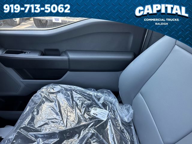 New 2026 Ford F550 4x4 Regular Cab Super Duty image 26