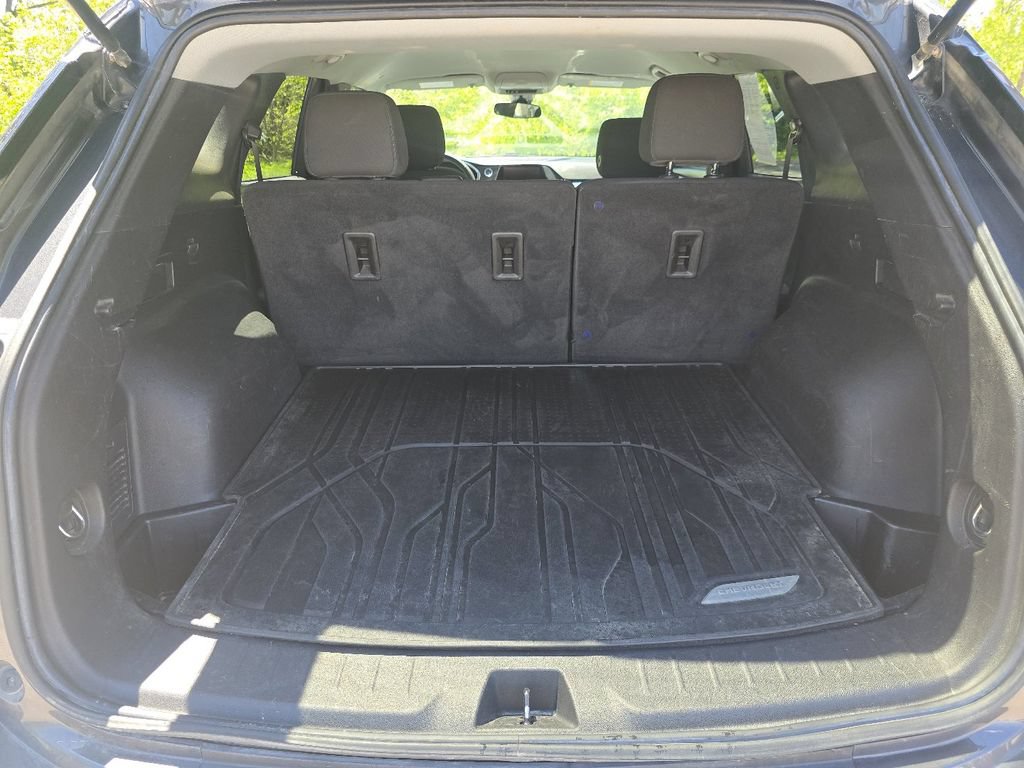 Used 2022 Chevrolet Blazer LT w/ LPO, Cargo Package FWD image 16
