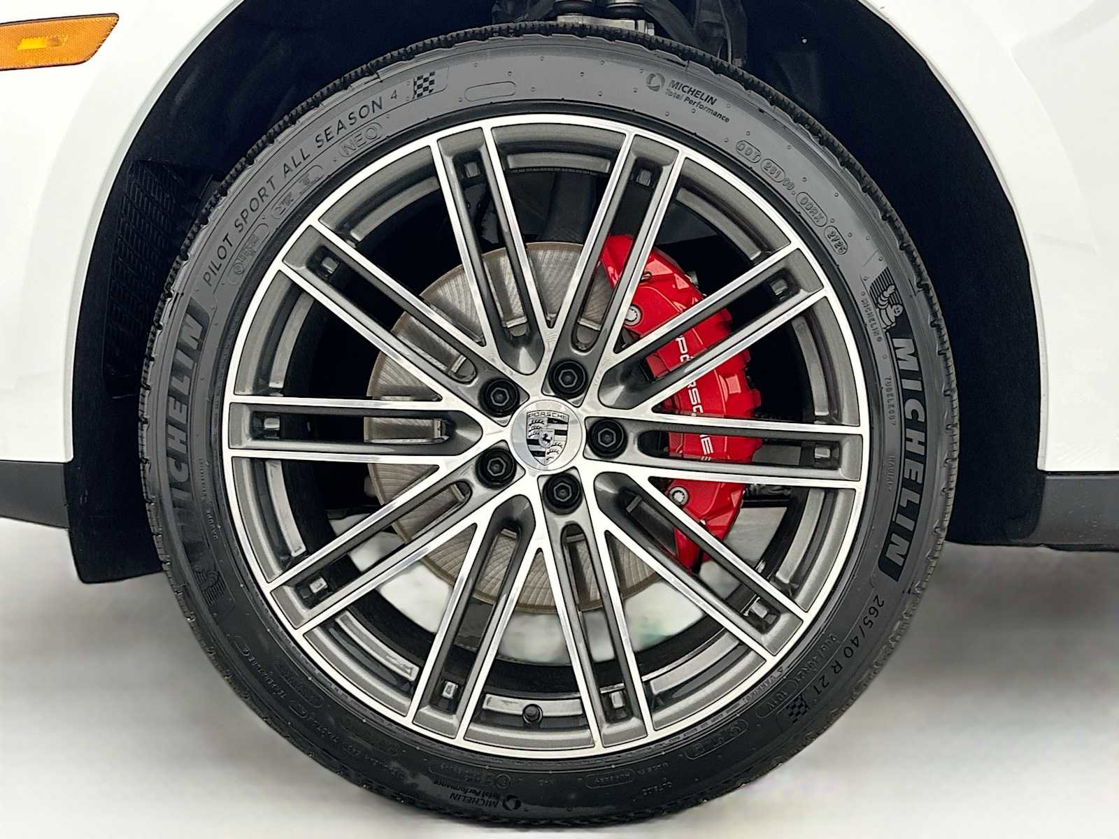 New 2026 Porsche Macan S AWD/4WD image 31