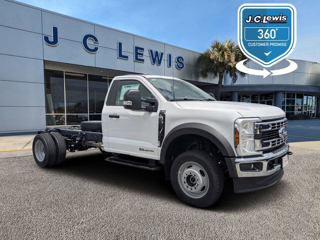 New 2025 Ford F550 4x4 Regular Cab Super Duty