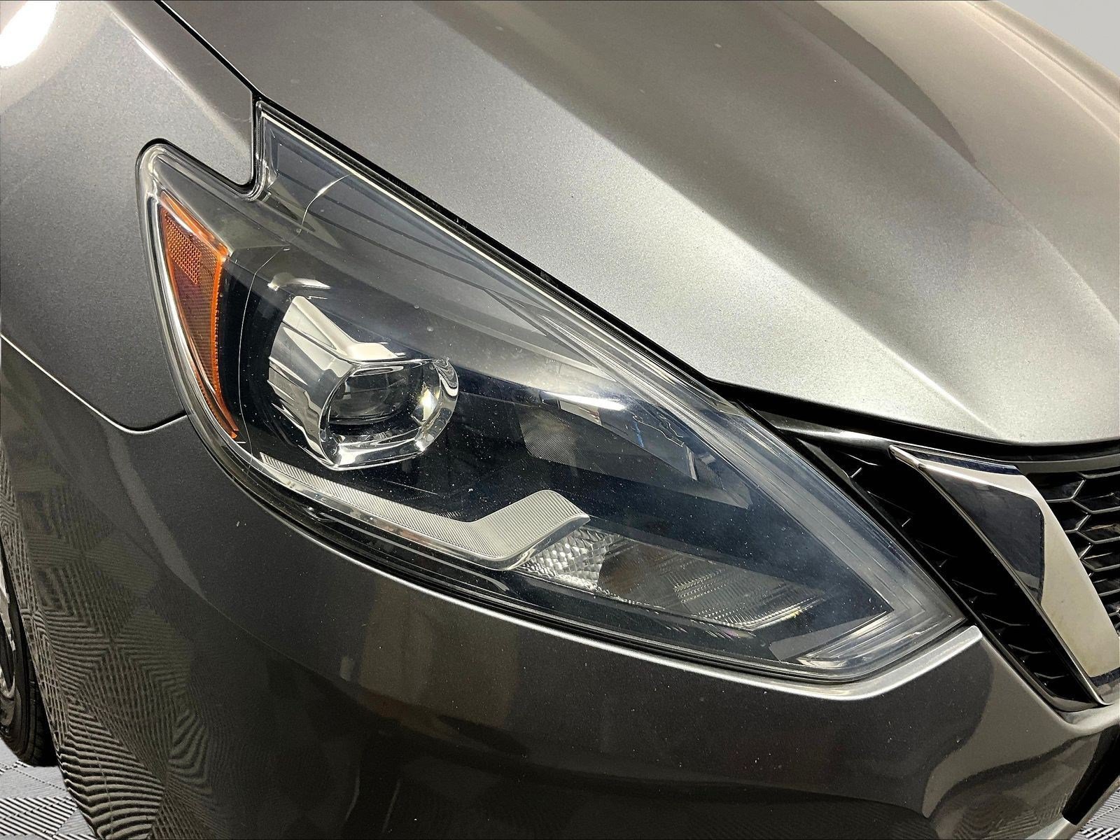 Used 2017 Nissan Sentra SR w/ Driver's Assist Package FWD image 31