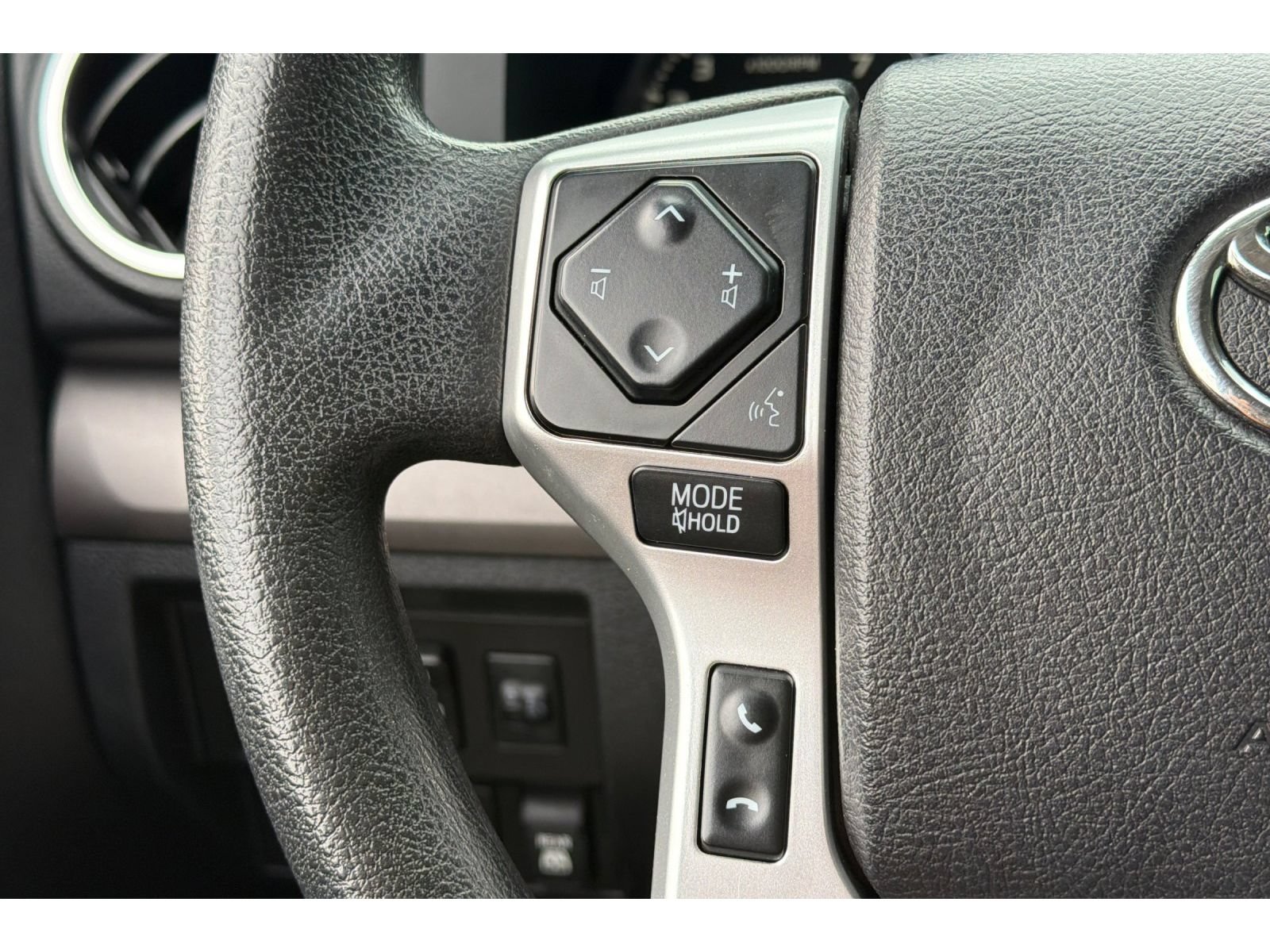 Used 2021 Toyota Tundra SR5 AWD/4WD image 24