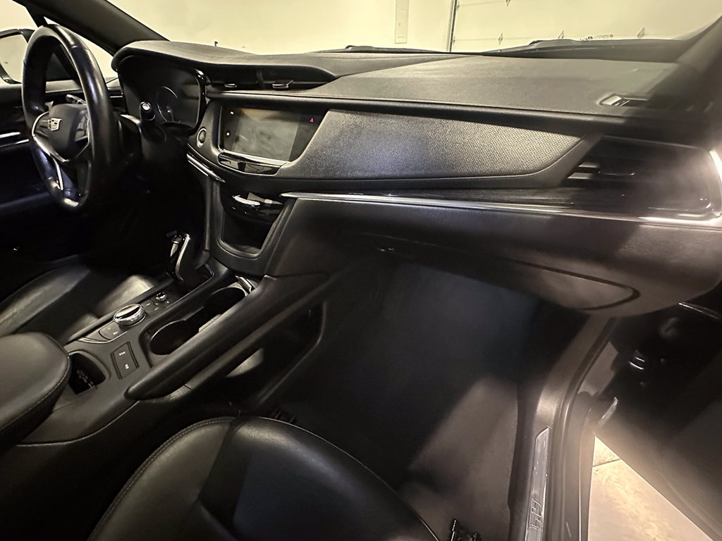 Used 2020 Cadillac XT5 Premium Luxury AWD/4WD image 28