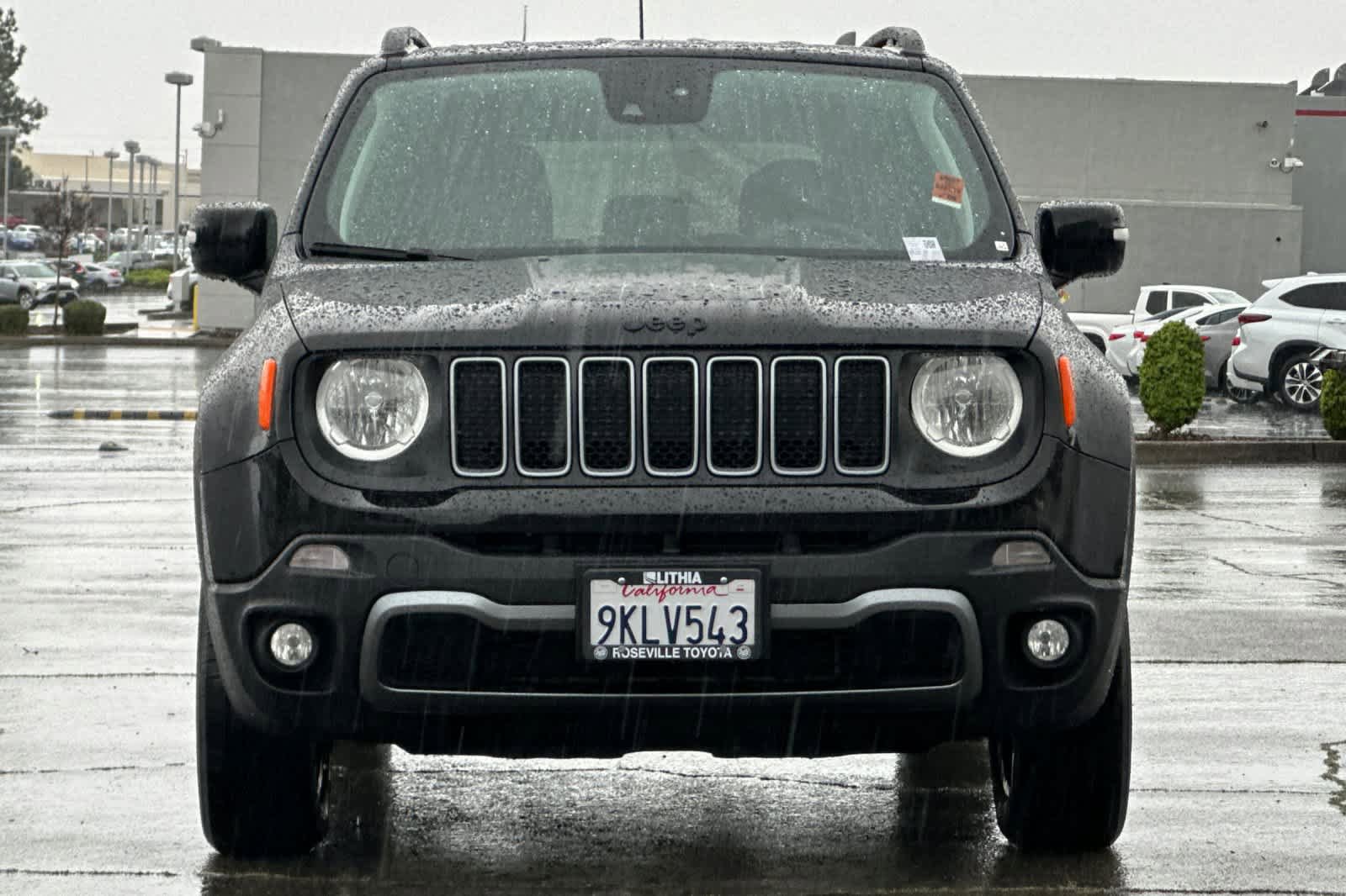 Used 2023 Jeep Renegade Latitude AWD/4WD image 10