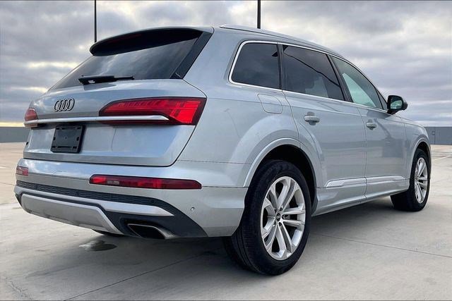 Used 2025 Audi Q7 3.0T Premium Plus image 4
