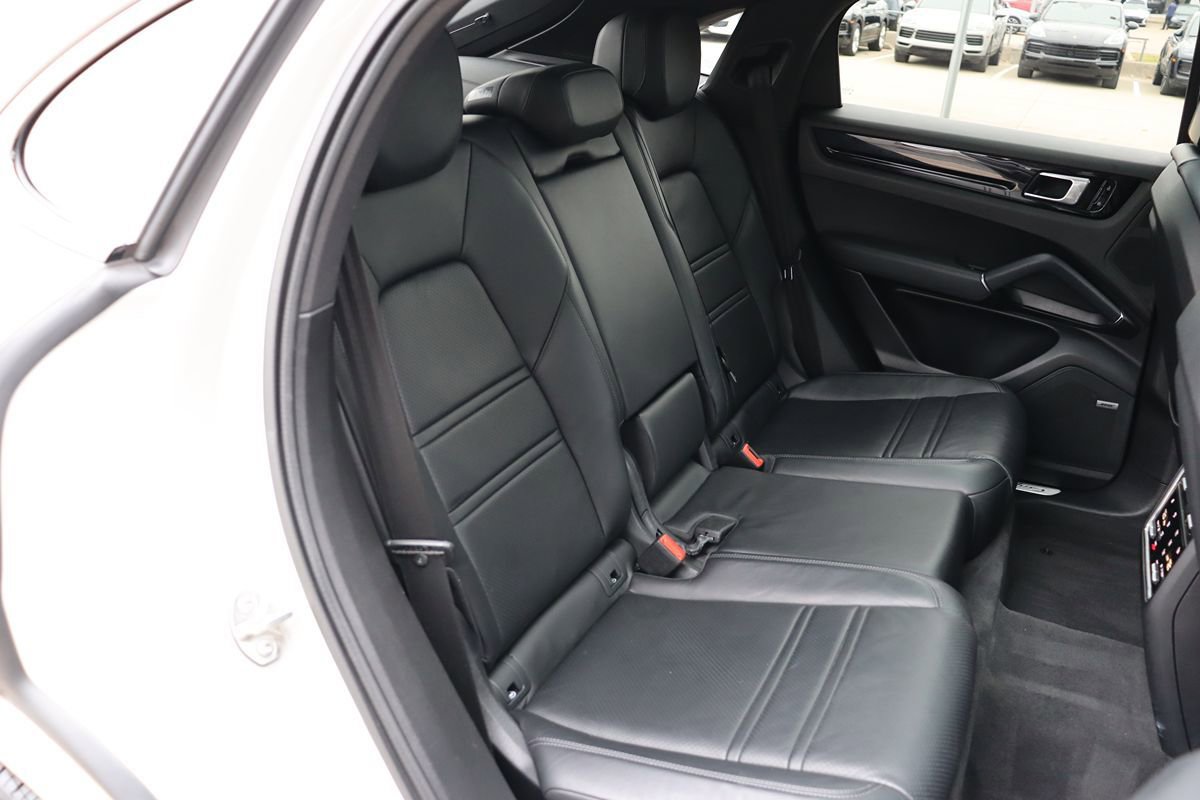 Used 2021 Porsche Cayenne Coupe image 46