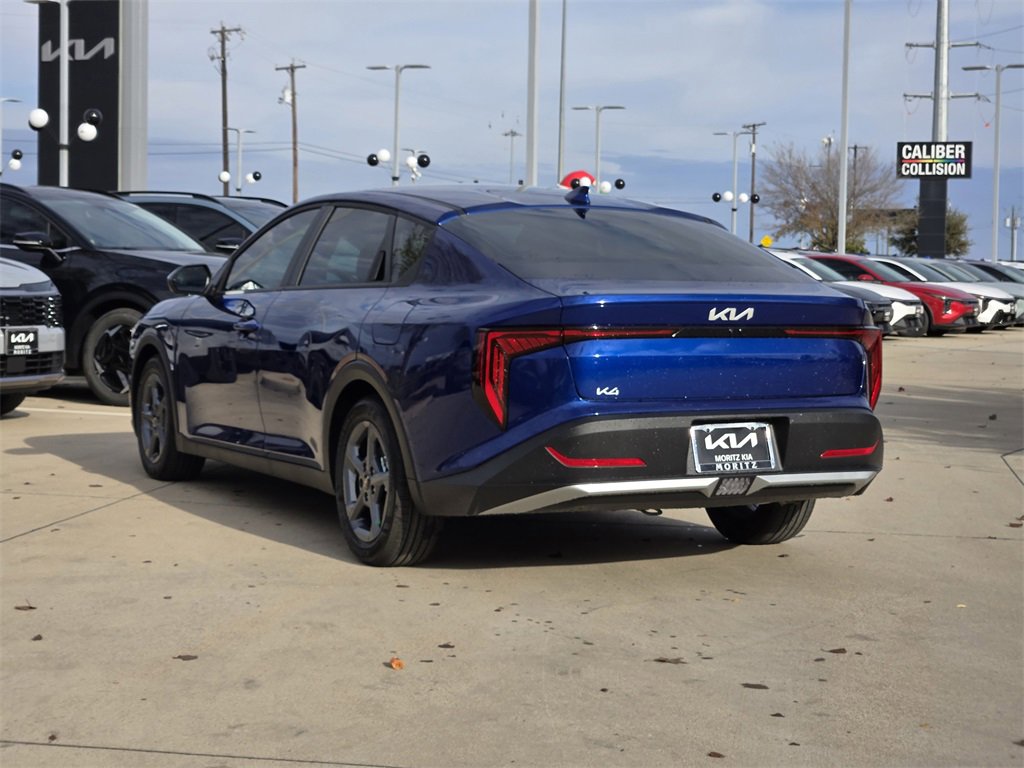 New 2025 Kia K4 LXS image 3
