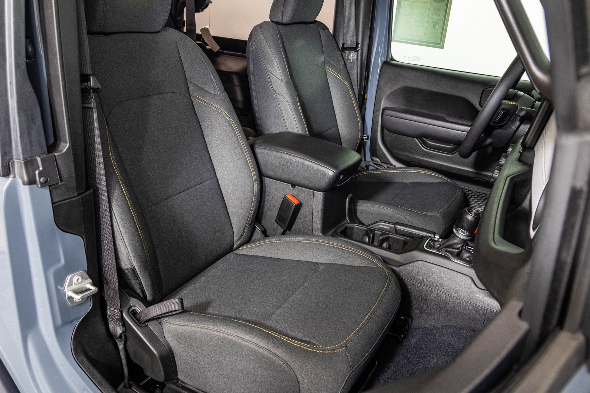 Used 2024 Jeep Wrangler Sport AWD/4WD image 37