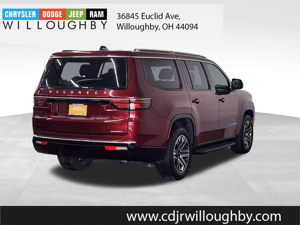 Certified 2024 Jeep Wagoneer Series II w/ Flexible Seating Group image 8