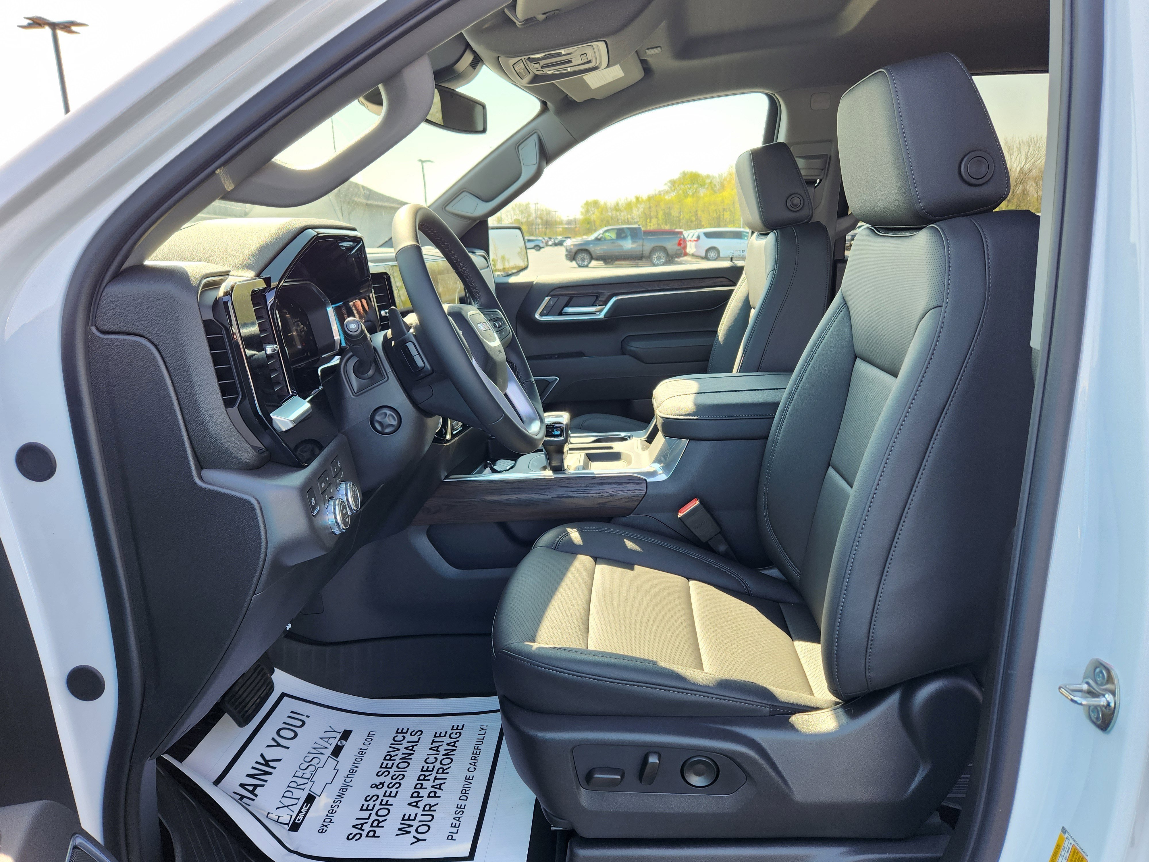 New 2026 GMC Sierra 1500 SLT w/ SLT Premium Plus Package image 9