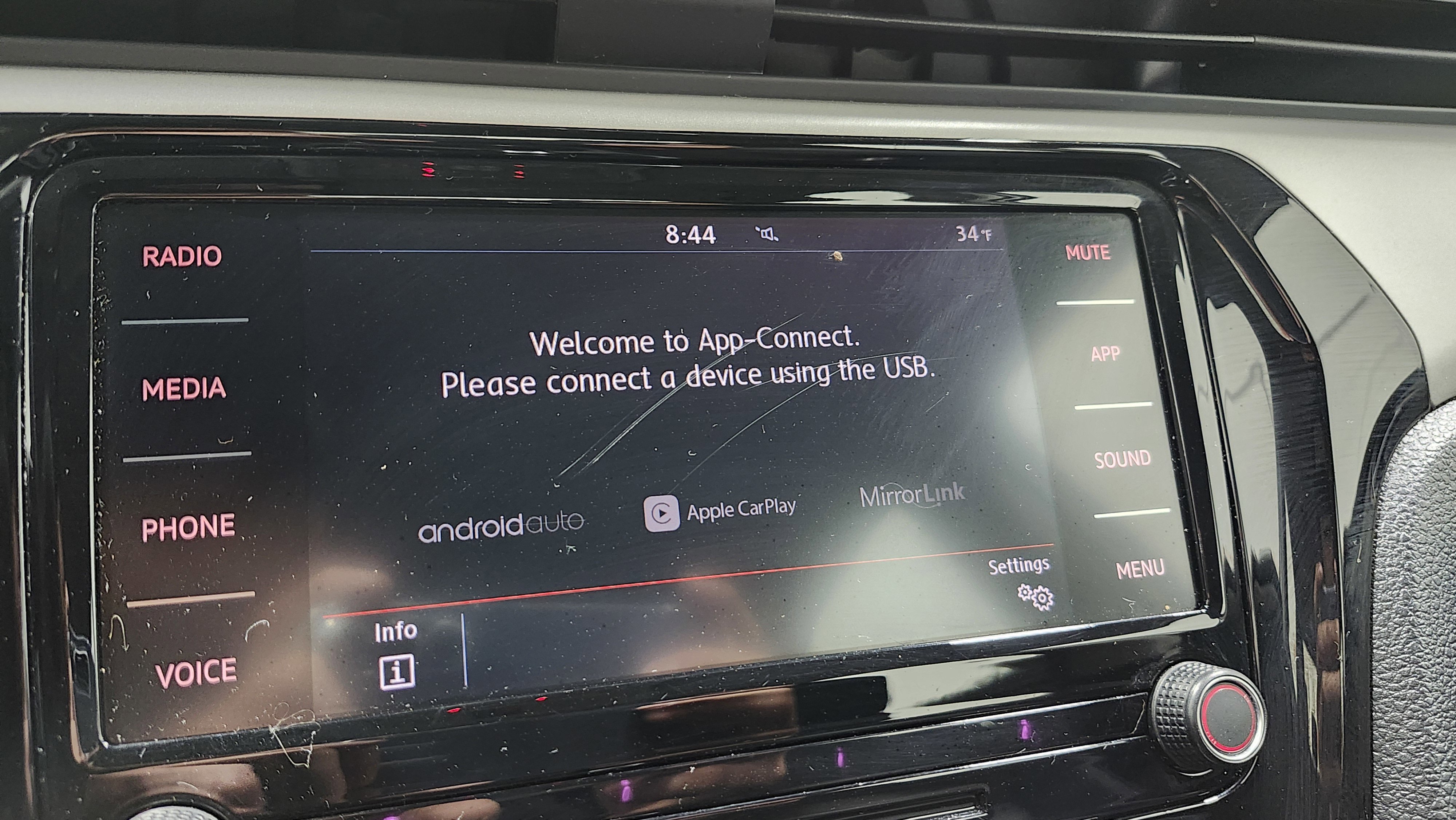 Used 2021 Volkswagen Passat 2.0T SE image 30