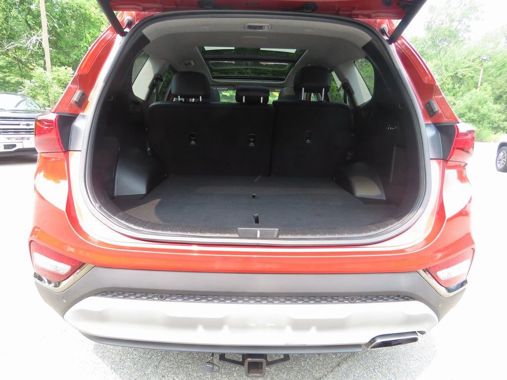 Used 2019 Hyundai Santa Fe FWD image 18