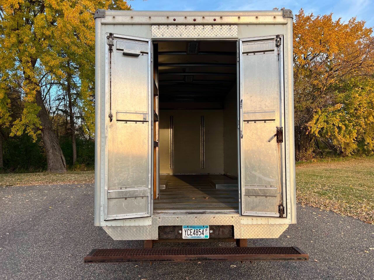 Used 2014 Freightliner Sprinter 3500 image 5