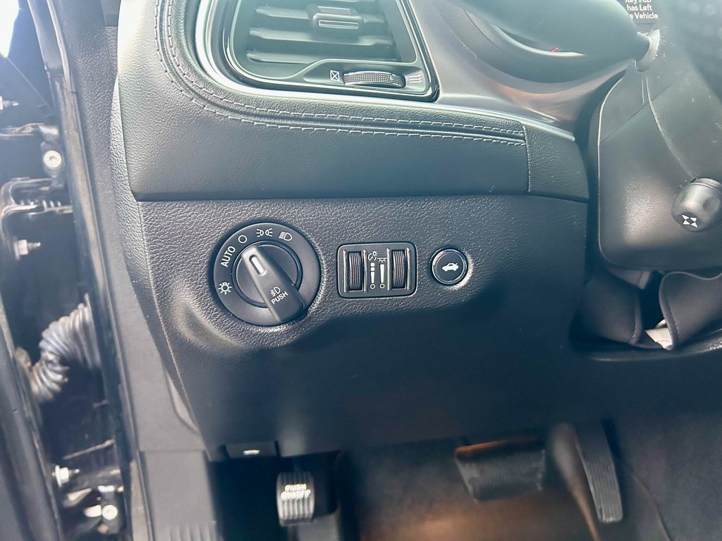 Used 2021 Dodge Challenger GT w/ Plus Package image 10