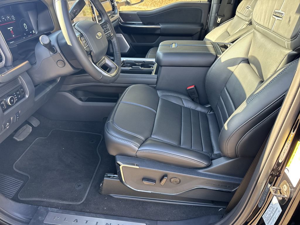 New 2025 Ford F350 Platinum w/ FX4 Off-Road Package AWD/4WD image 9