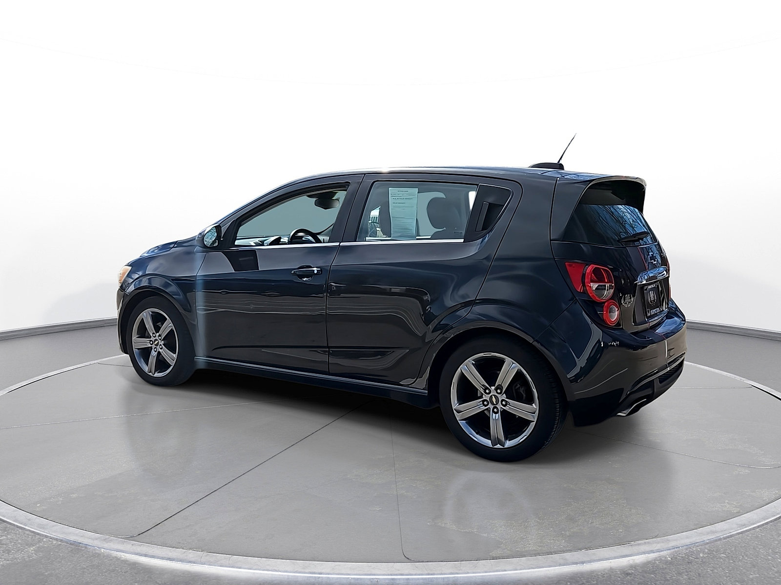 Used 2015 Chevrolet Sonic RS w/ Advanced Safety Package FWD image 6