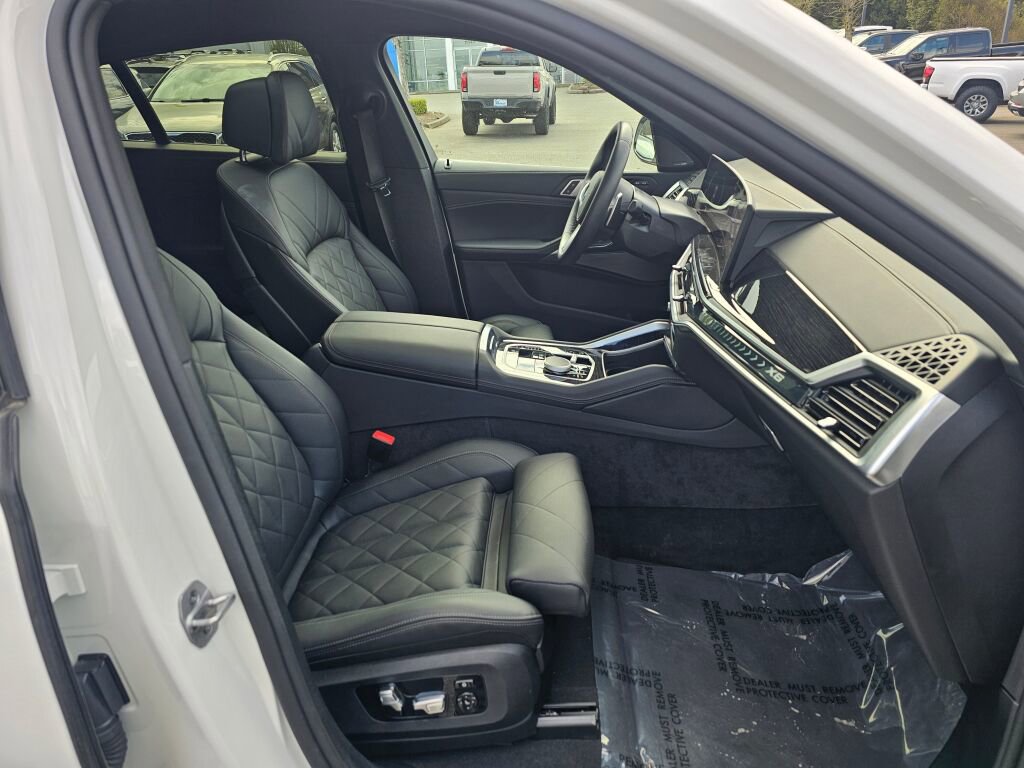 Used 2026 BMW X6 xDrive40i image 28