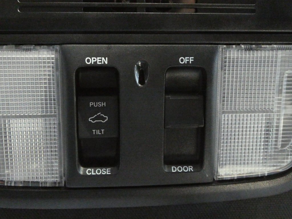 Used 2019 Honda Accord Sport image 38