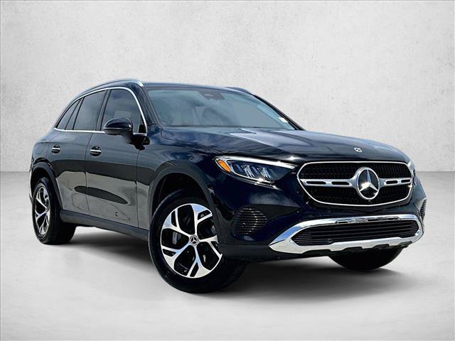 Used 2026 Mercedes-Benz GLC 350e 4MATIC image 11