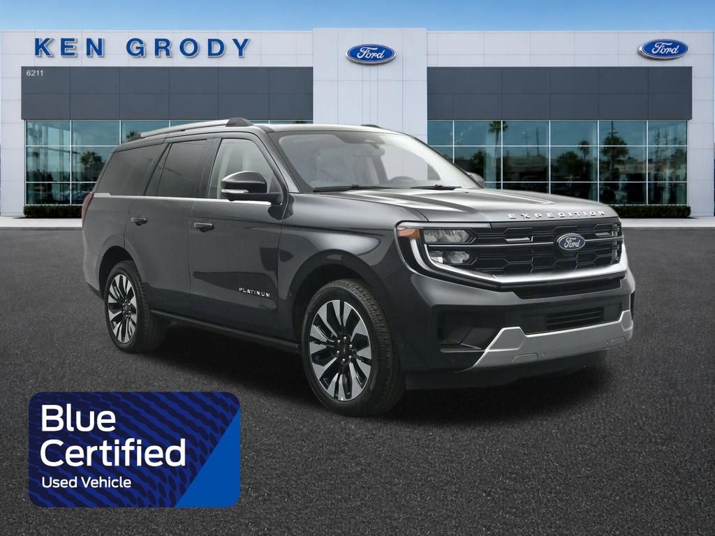 Certified 2025 Ford Expedition Platinum w/ Driver's Package AWD/4WD image 1
