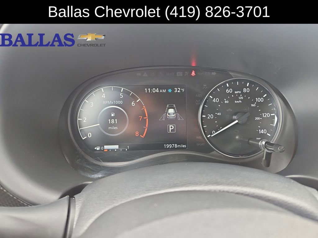 Used 2024 Nissan Kicks SV image 11