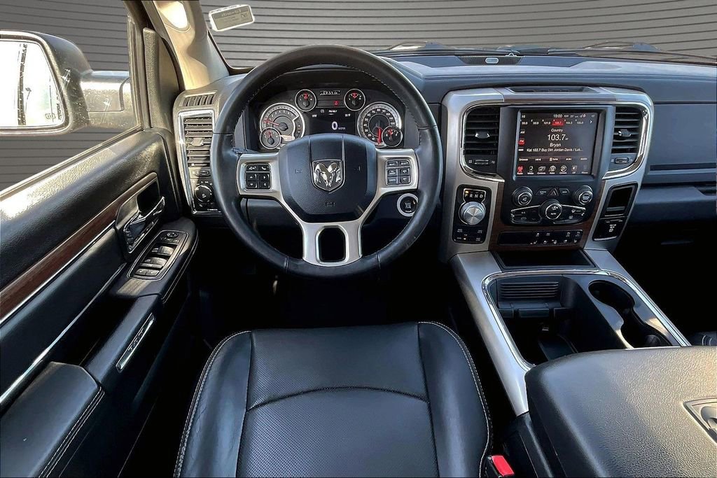 Used 2016 RAM 1500 Laramie w/ Convenience Group AWD/4WD image 9