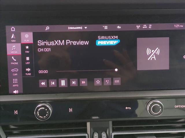 Used 2022 Porsche Macan image 18