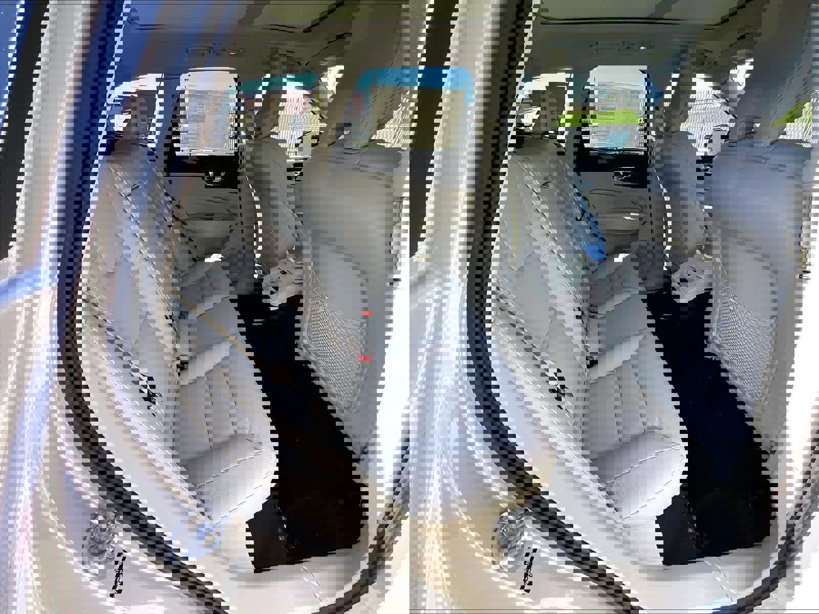 New 2025 Volvo XC60 B5 Core w/ Climate Package AWD/4WD image 27