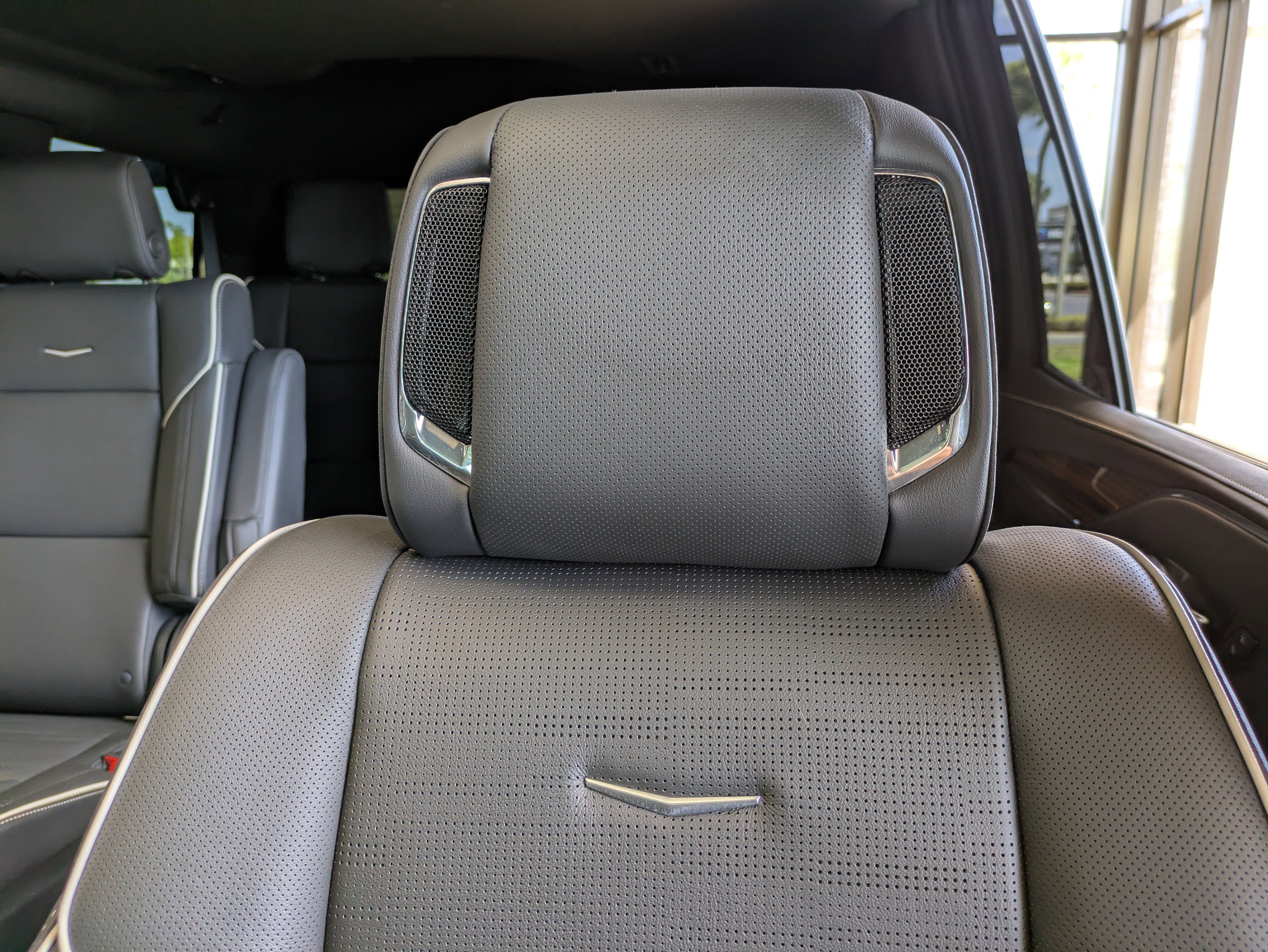 Certified 2024 Cadillac Escalade Premium Luxury AWD/4WD image 17