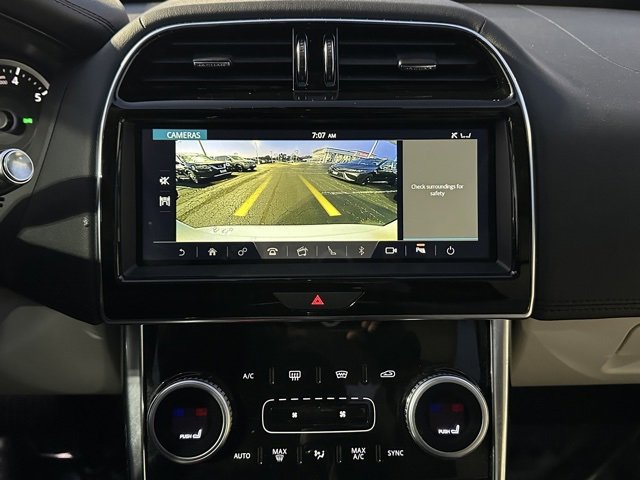 Used 2020 Jaguar XE S image 34