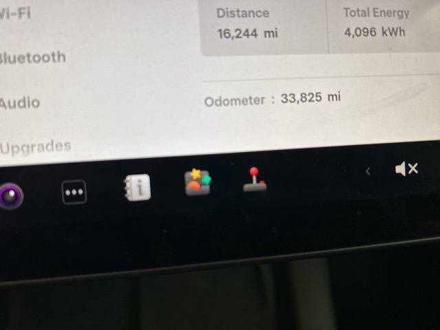 Used 2023 Tesla Model Y Long Range image 33